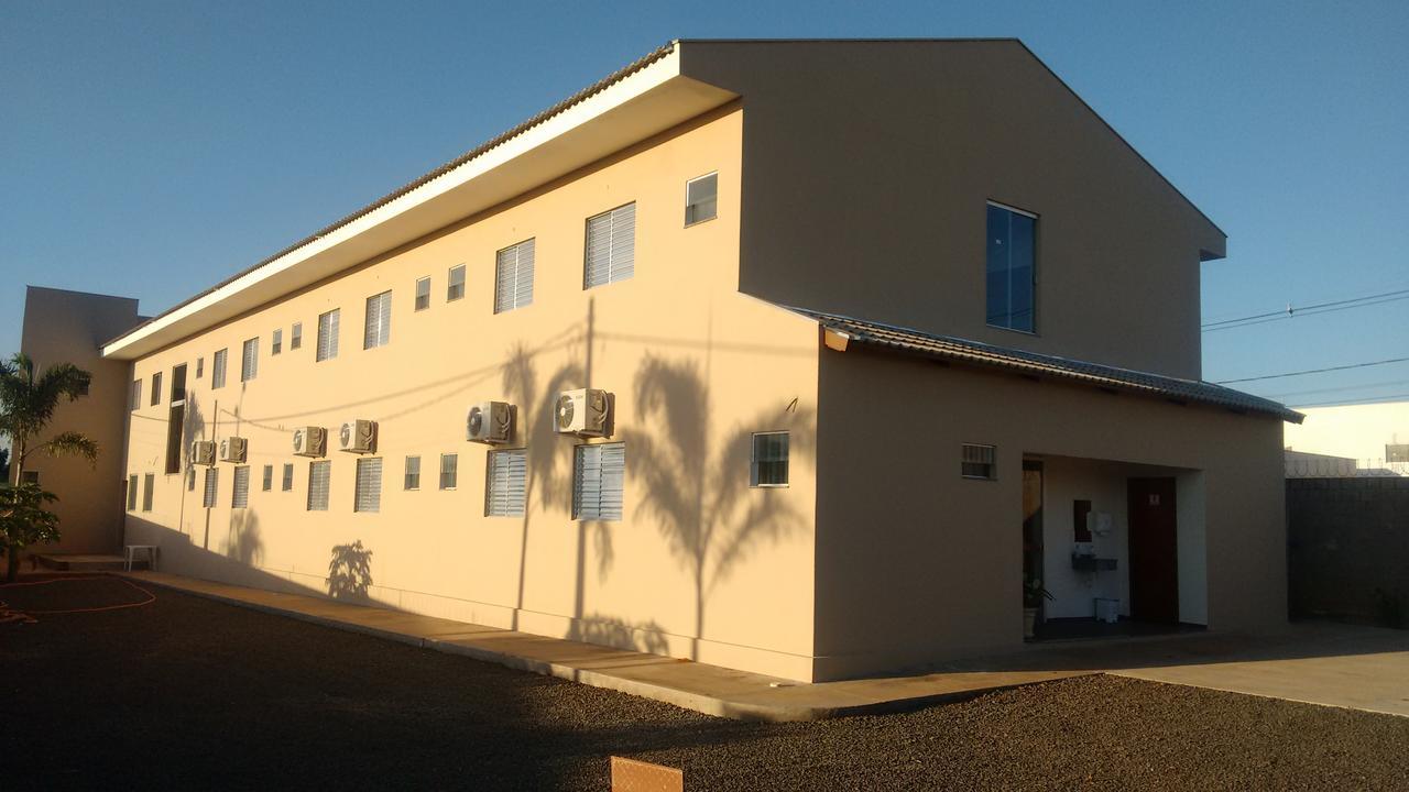 Casas Novas Hotel Penápolis Exteriör bild